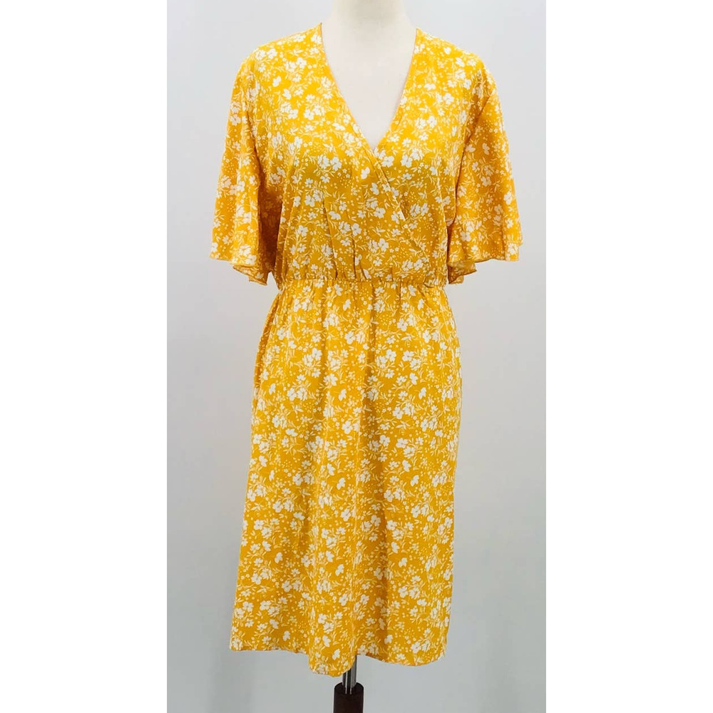 NWT BLOOMCHIC Size 18 (2X) yellow floral faux wrap flutter sleeve dress